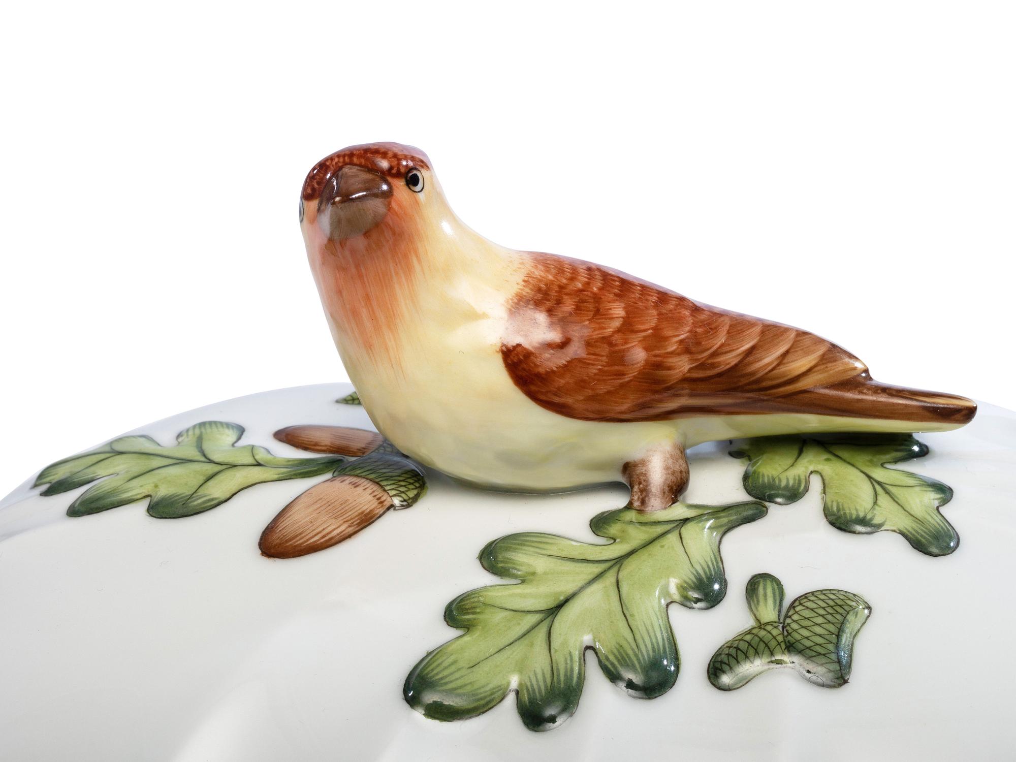 A Herend Rothschild Bird Porcelain Dinner Service