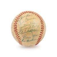 A 1958 Chicago White Sox Team Signed Autograph Baseball Including Nellie Fox (Beckett Authentication Services) - 29 Signatures