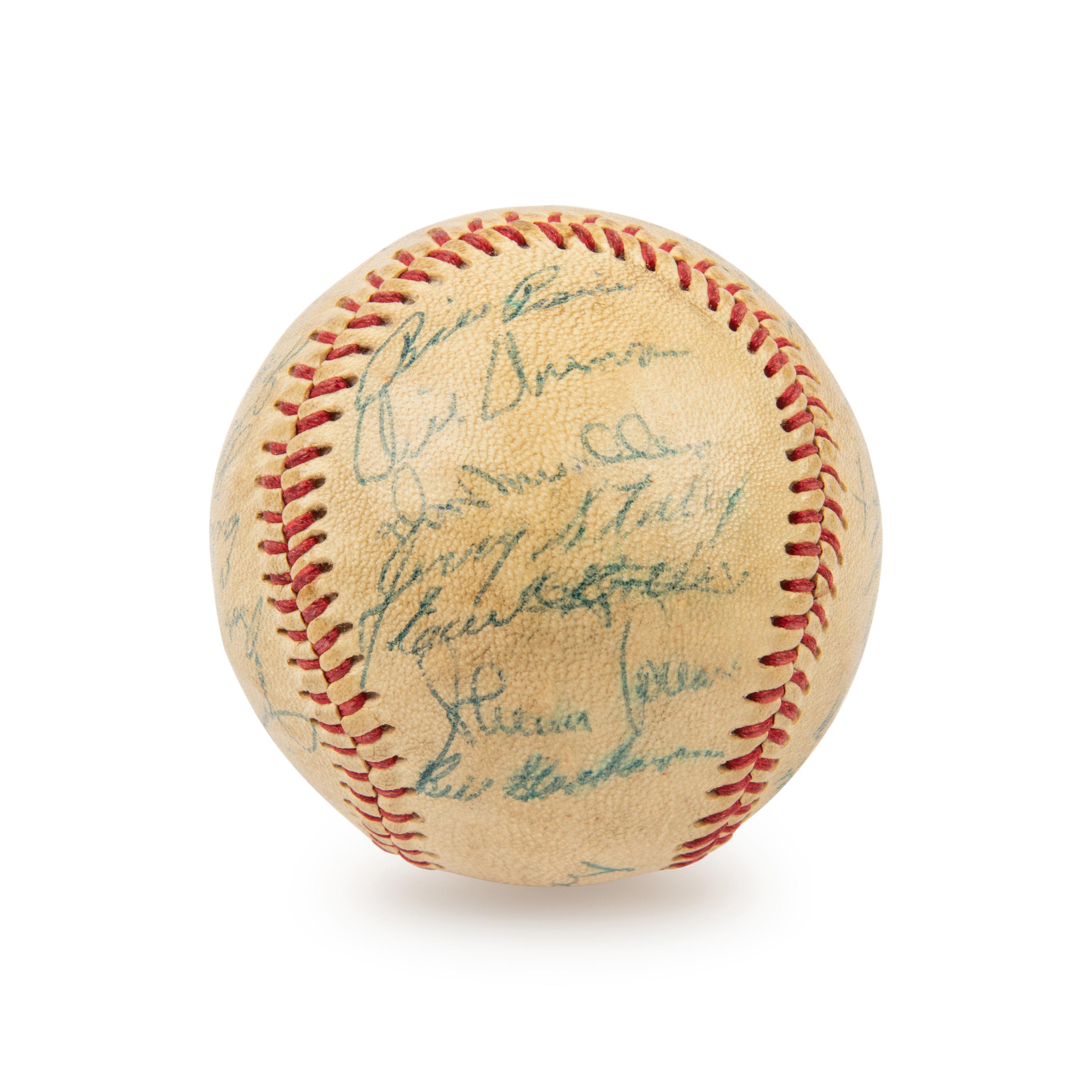 A 1958 Chicago White Sox Team Signed Autograph Baseball Including Nellie Fox (Beckett Authentication Services) - 29 Signatures