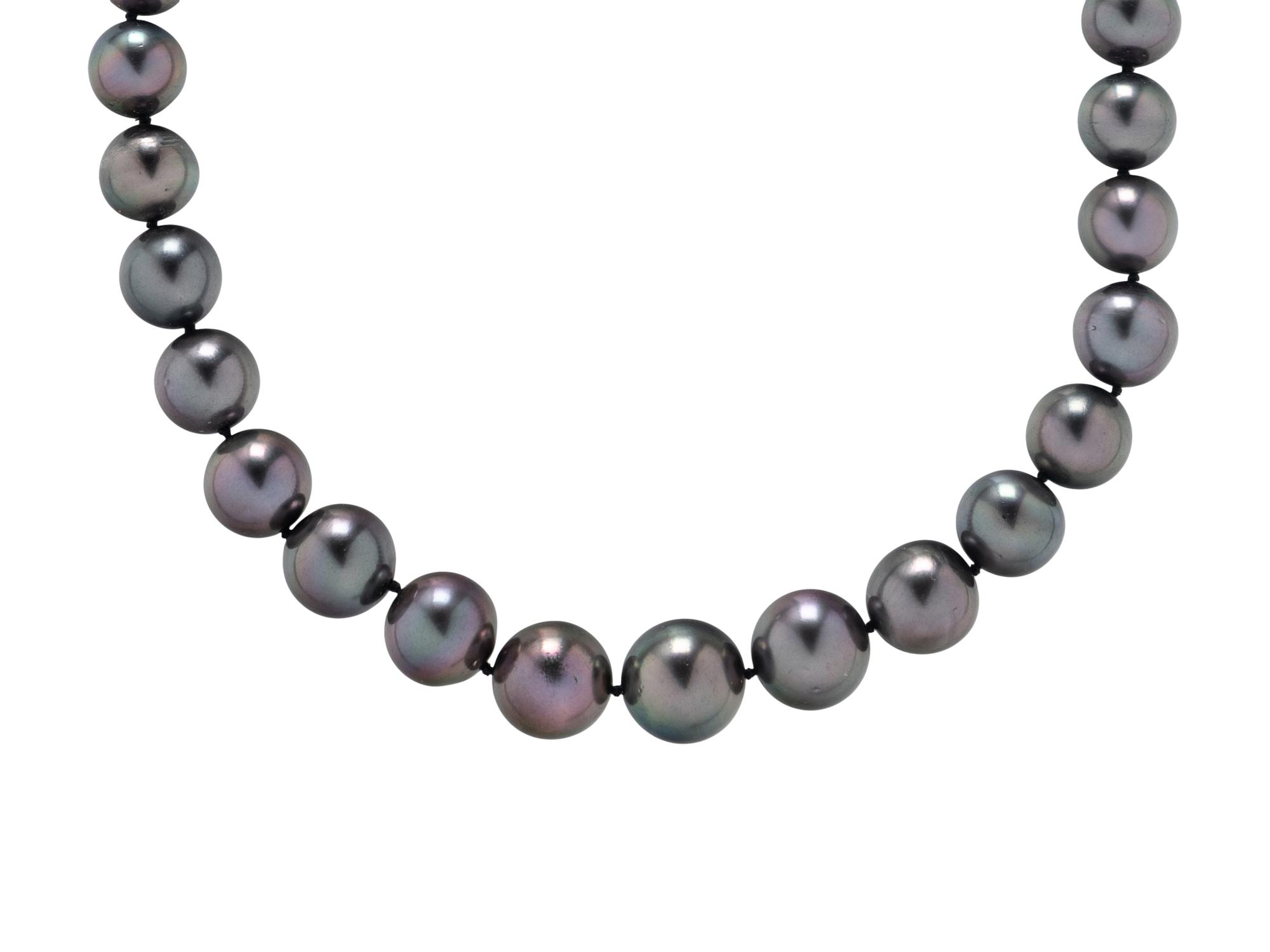 GRAY CULTURED PEARL AND DIAMOND NECKLACE