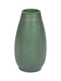 Vase, model 252
