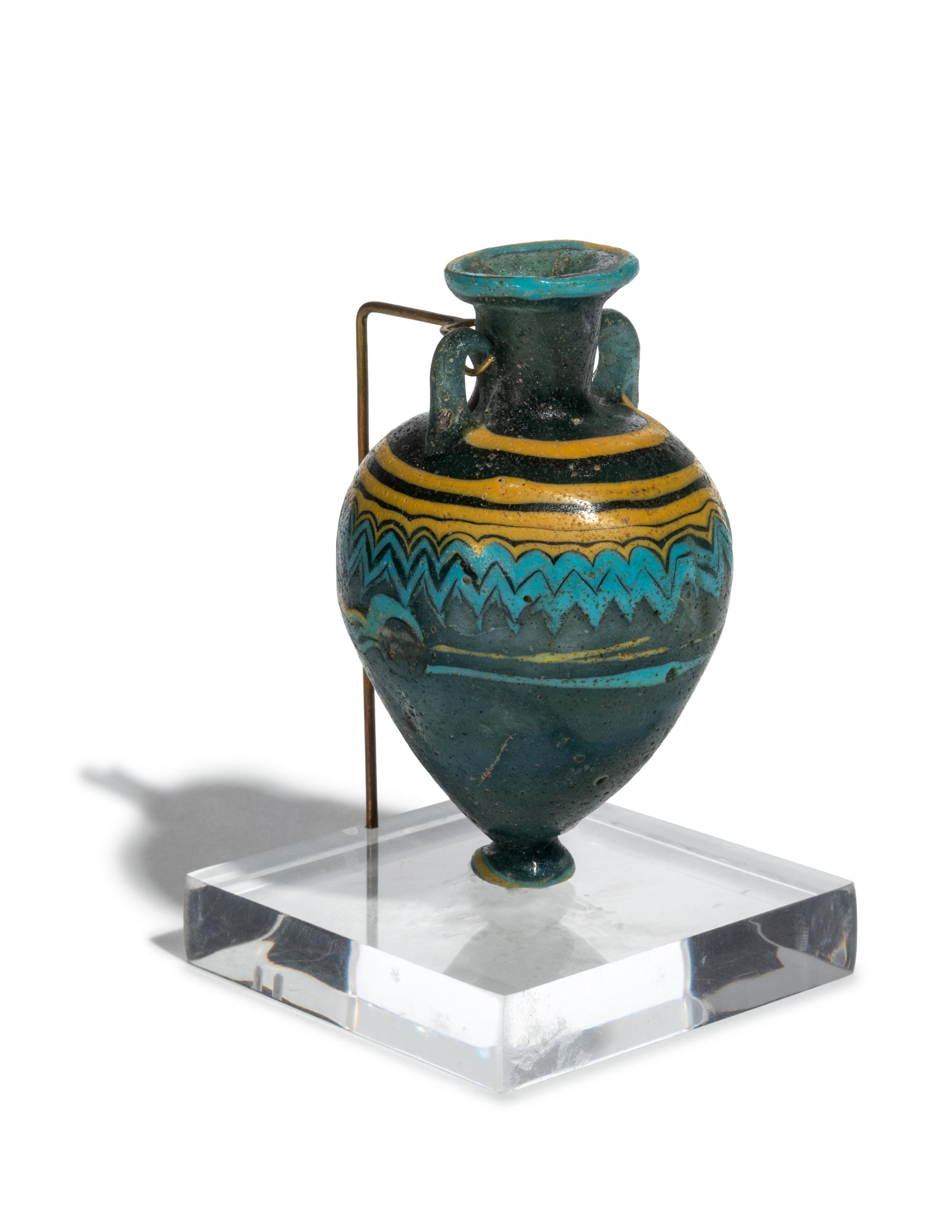 An Eastern Mediterranean Core-Formed Glass Amphoriskos
