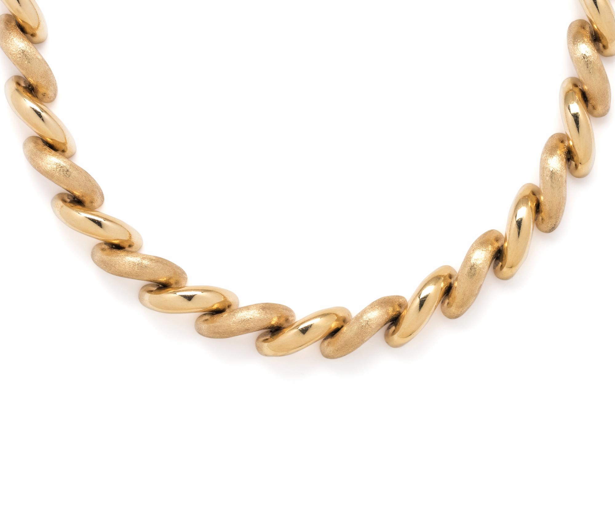 YELLOW GOLD NECKLACE