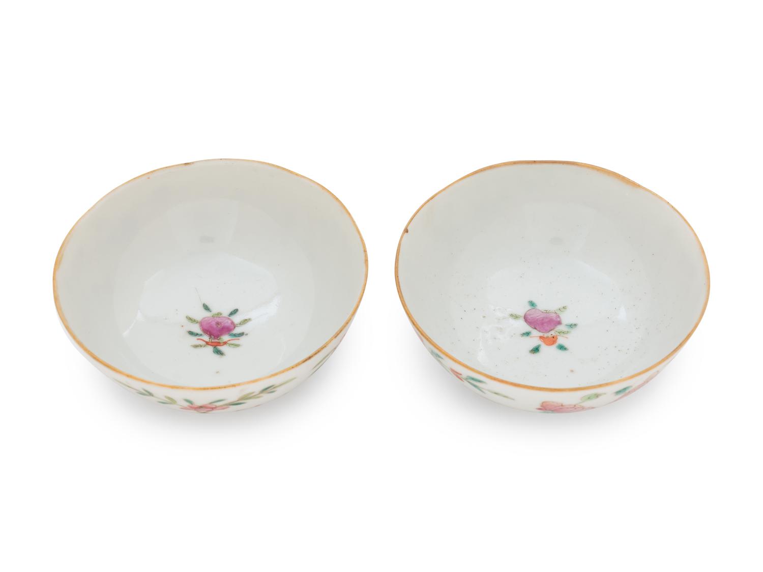 A Pair of Chinese Famille Rose Porcelain Bowls