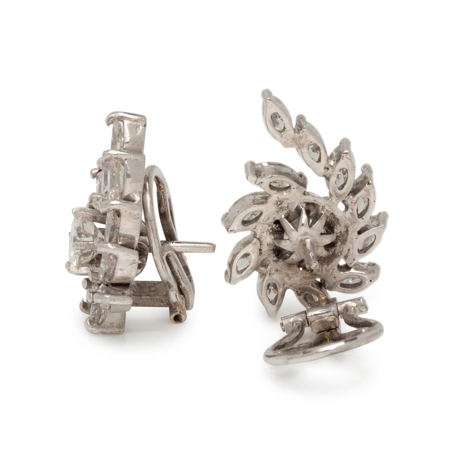DIAMOND EARCLIPS