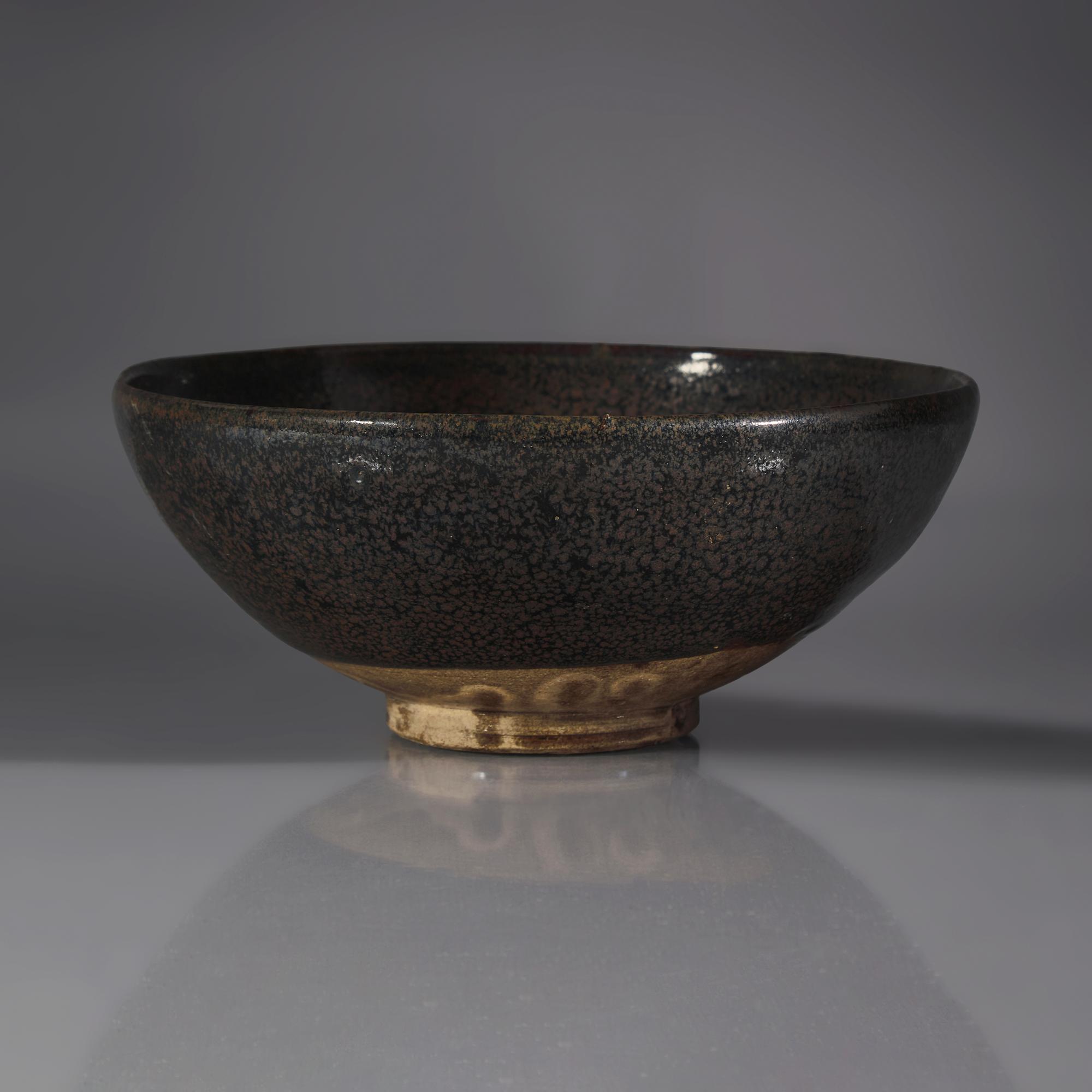 A Chinese Northern Stoneware "Oil Spot" Bowl — 黑釉油滴盌