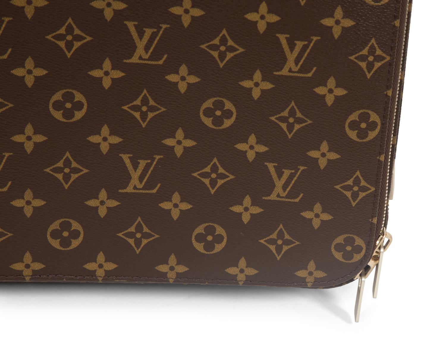 LOUIS VUITTON PÉGASE 55 ROLLING SUITCASE