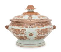 A Chinese Export Porcelain Fitzhugh Soup Tureen