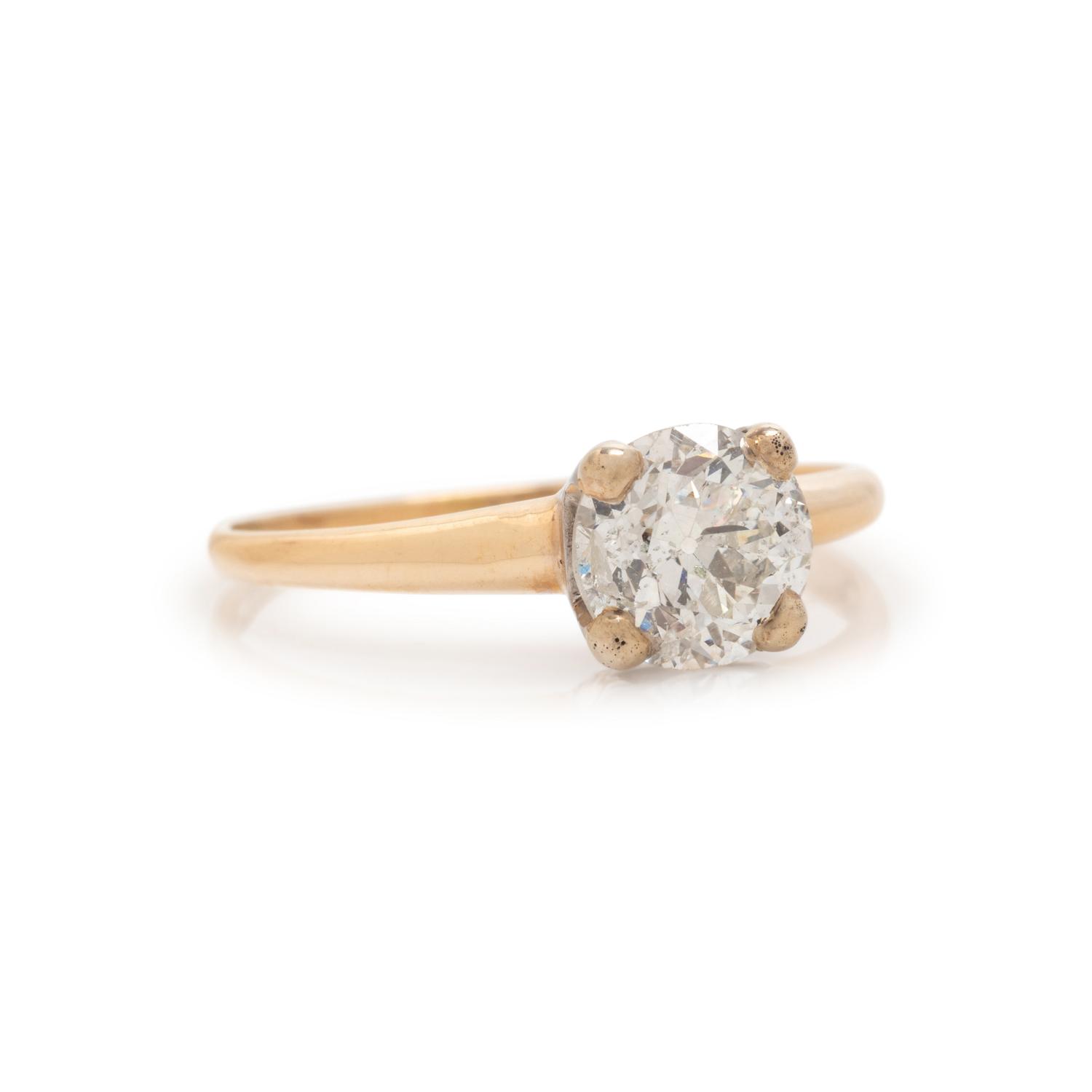 DIAMOND RING