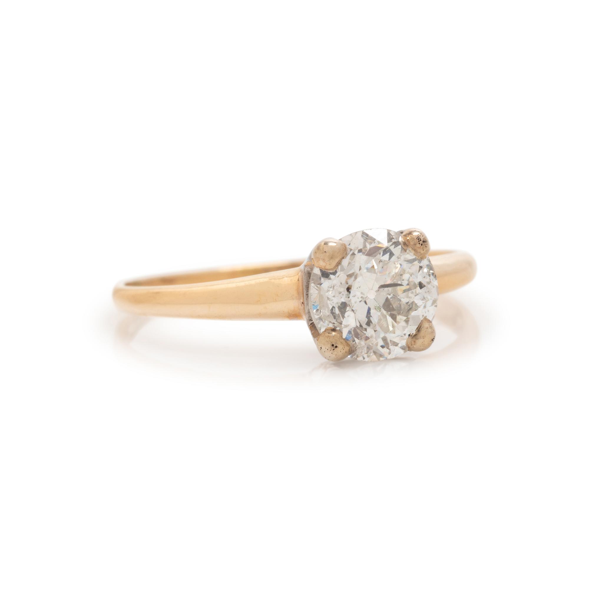 DIAMOND RING