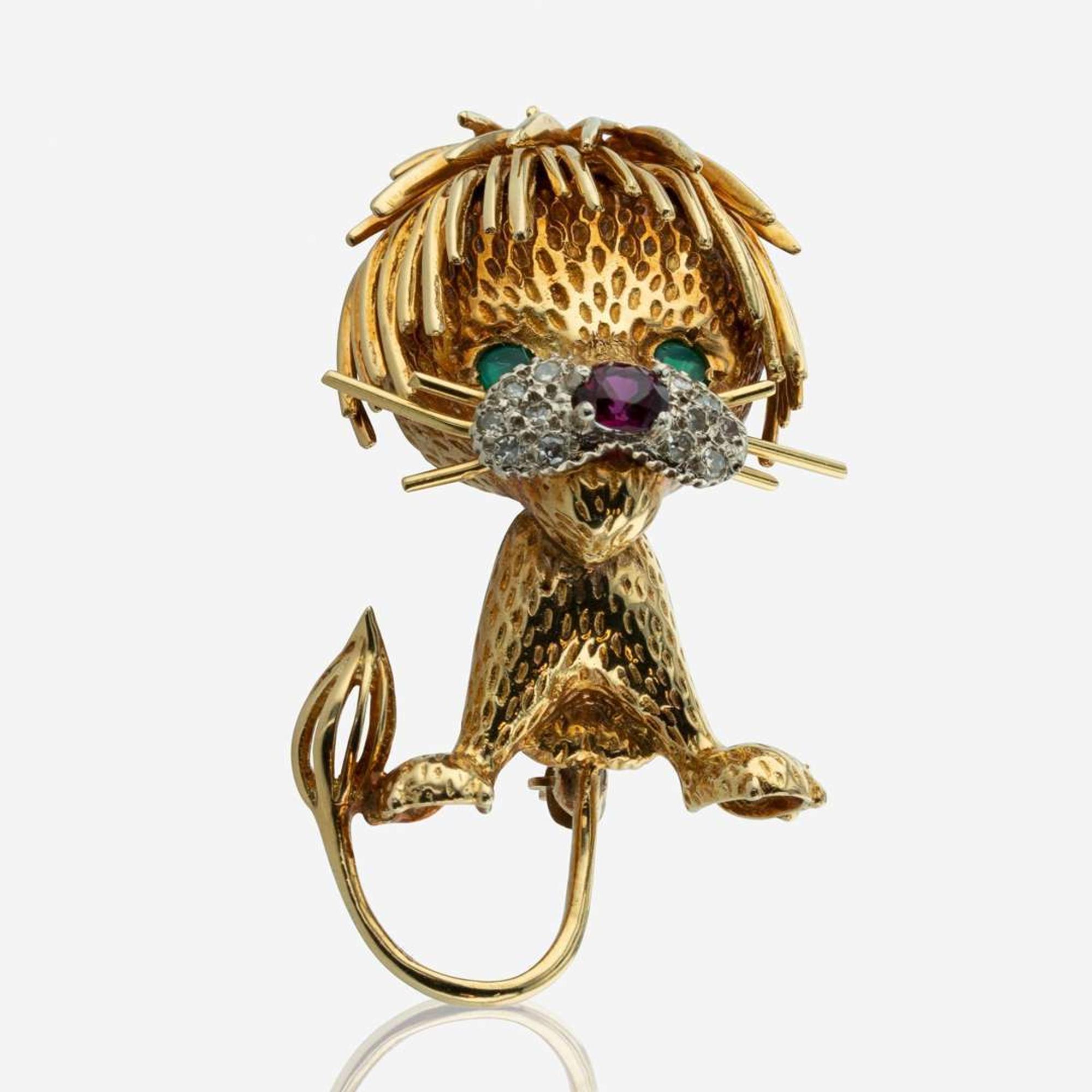 An 18K Yellow Gold and Gemstone Brooch