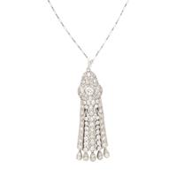ART DECO, PLATINUM AND DIAMOND PENDANT NECKLACE