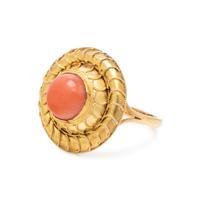 ANTIQUE, YELLOW GOLD AND CORAL RING