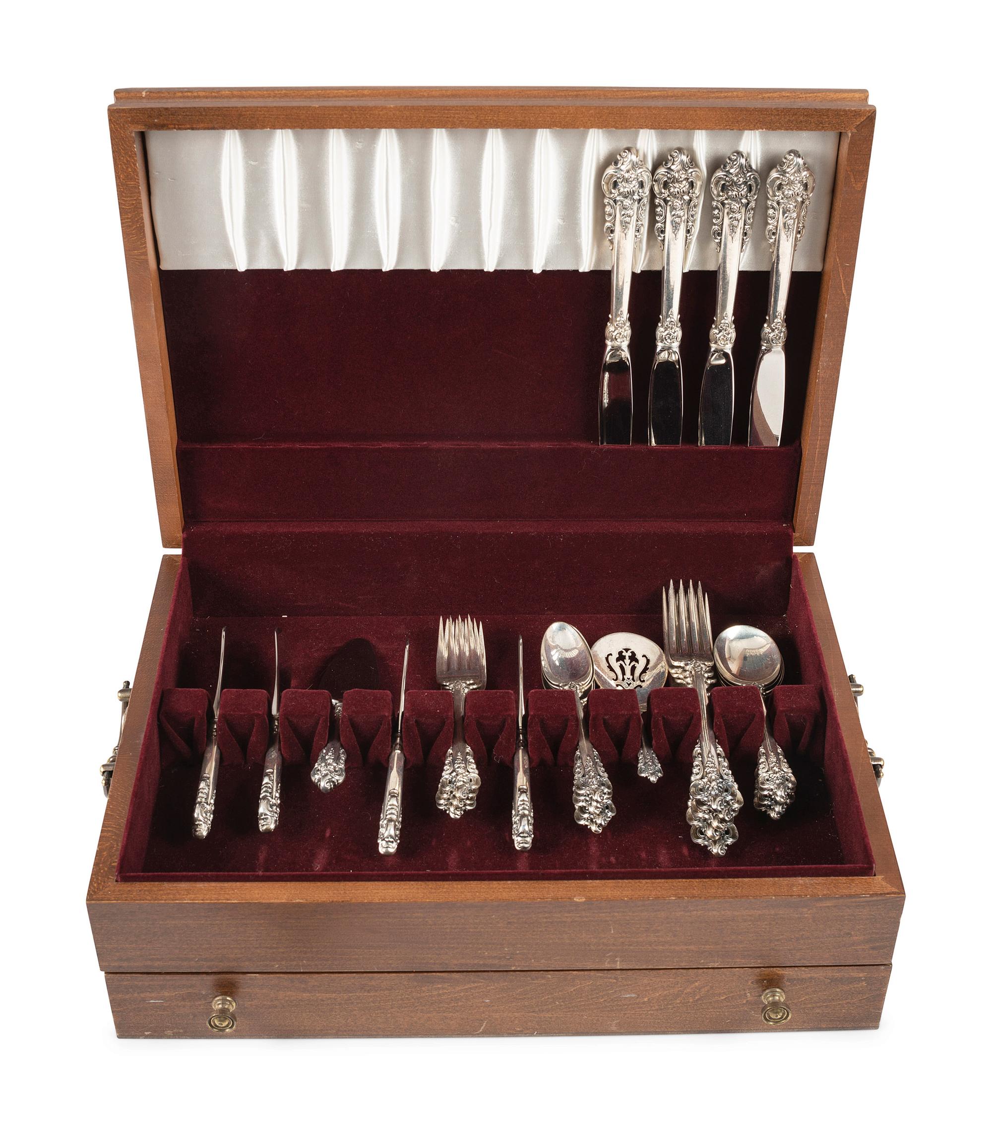 A Wallace 'Grand Baroque' Silver Flatware Service