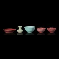 A Group of Five Chinese Monochrome Glazed Porcelain Wares — 單色釉瓷器一組五件