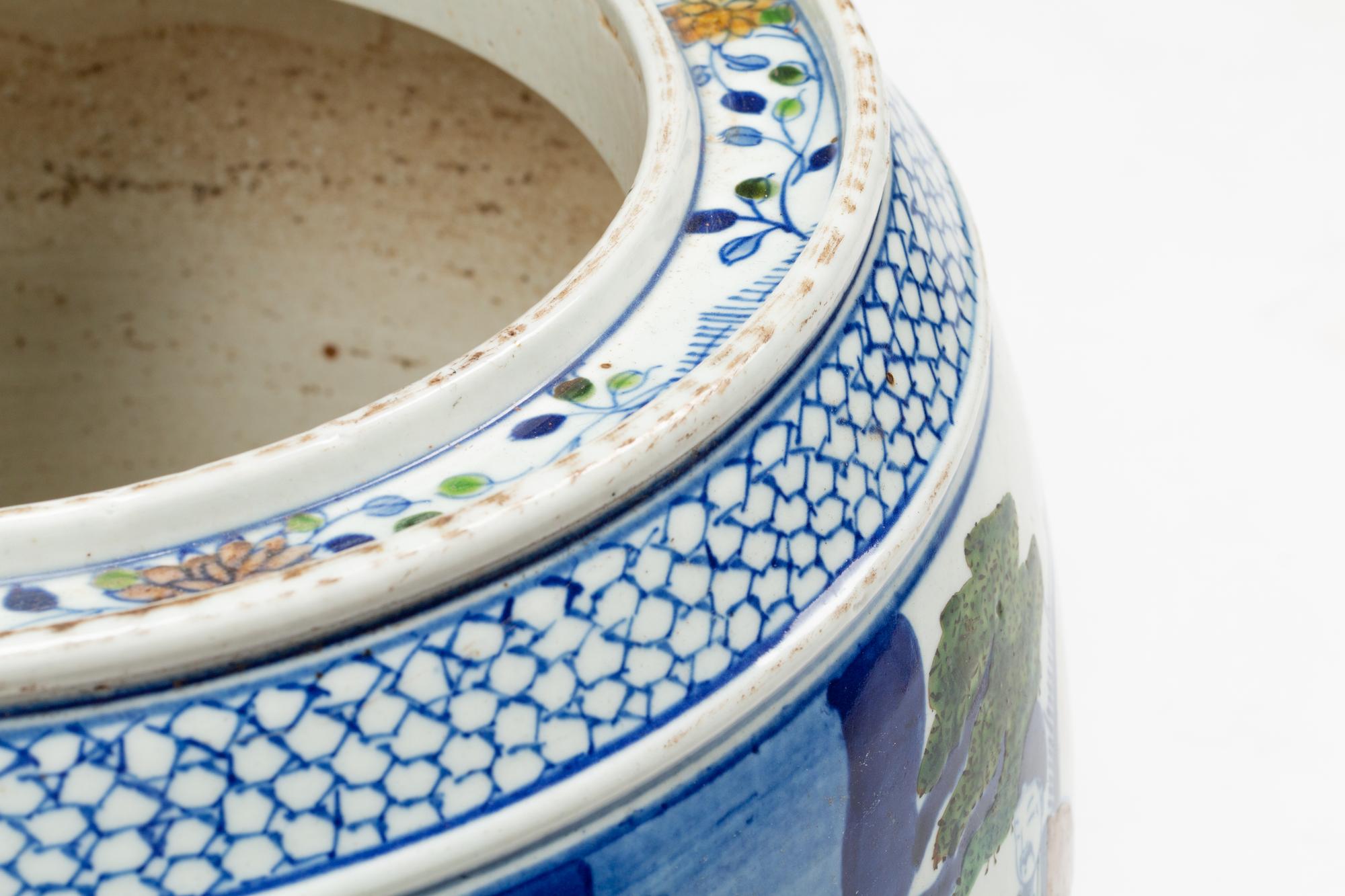 A Chinese Export Enameled Porcelain Jardinière