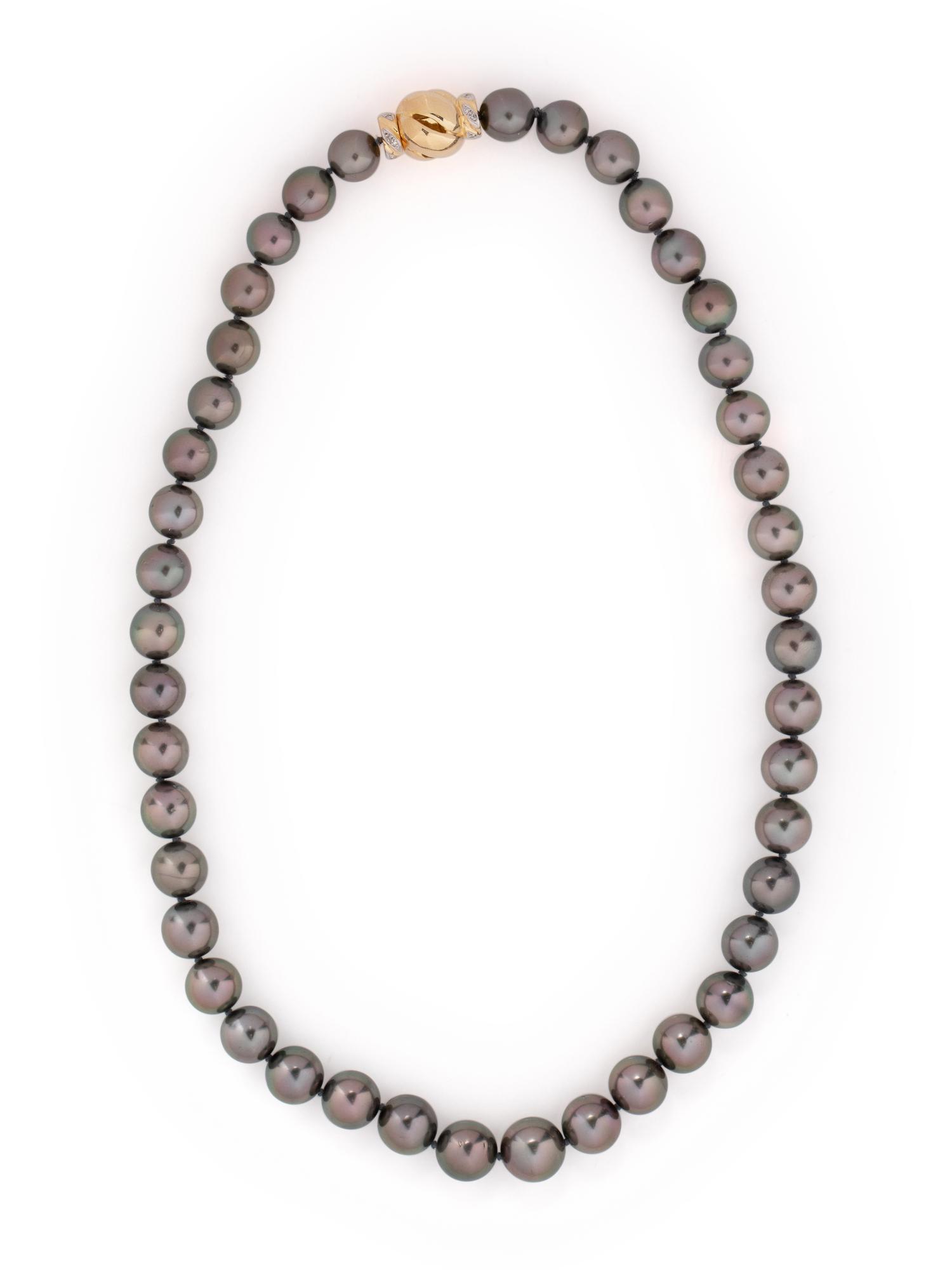 CULTURED TAHITIAN PEARL NECKLACE