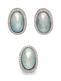 A 14 Karat White Gold, Cultured Mabe Pearl and Diamond Demi-Parure,