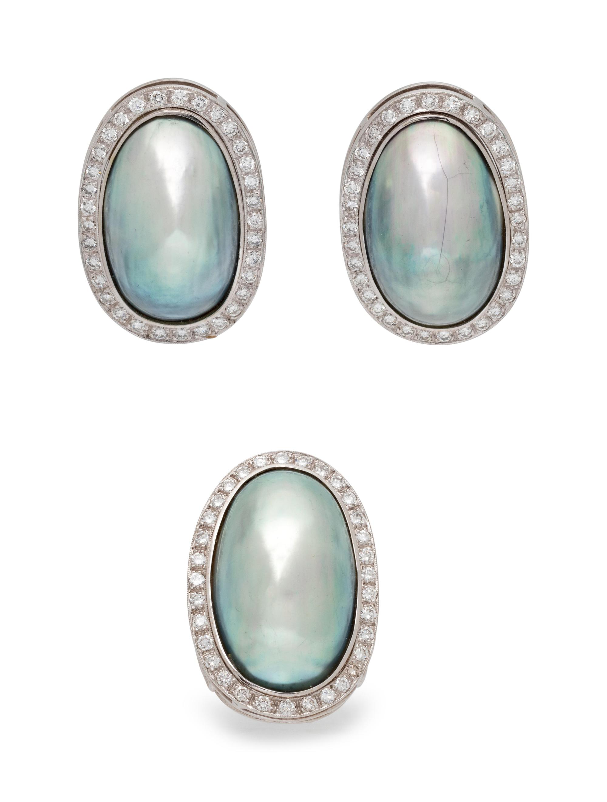 A 14 Karat White Gold, Cultured Mabe Pearl and Diamond Demi-Parure,