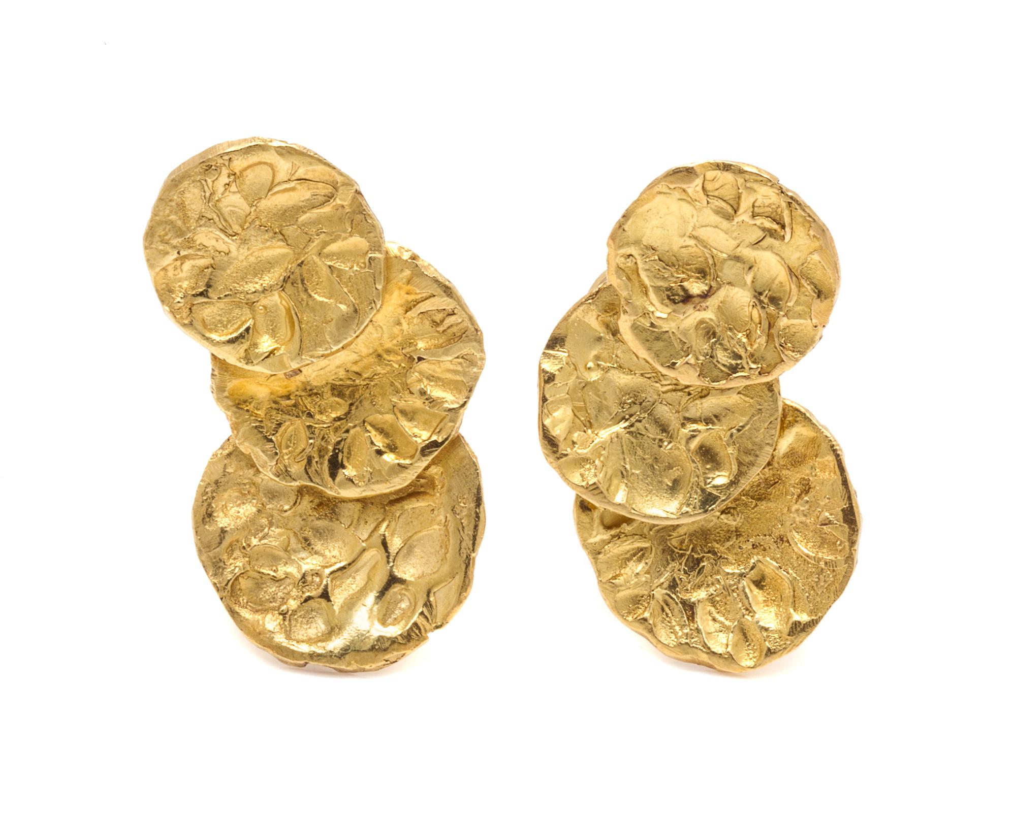 A Pair of Modernist Brutalist 18 Karat Yellow Gold Earclips, British, Circa 1978, 15.40 dwts.
