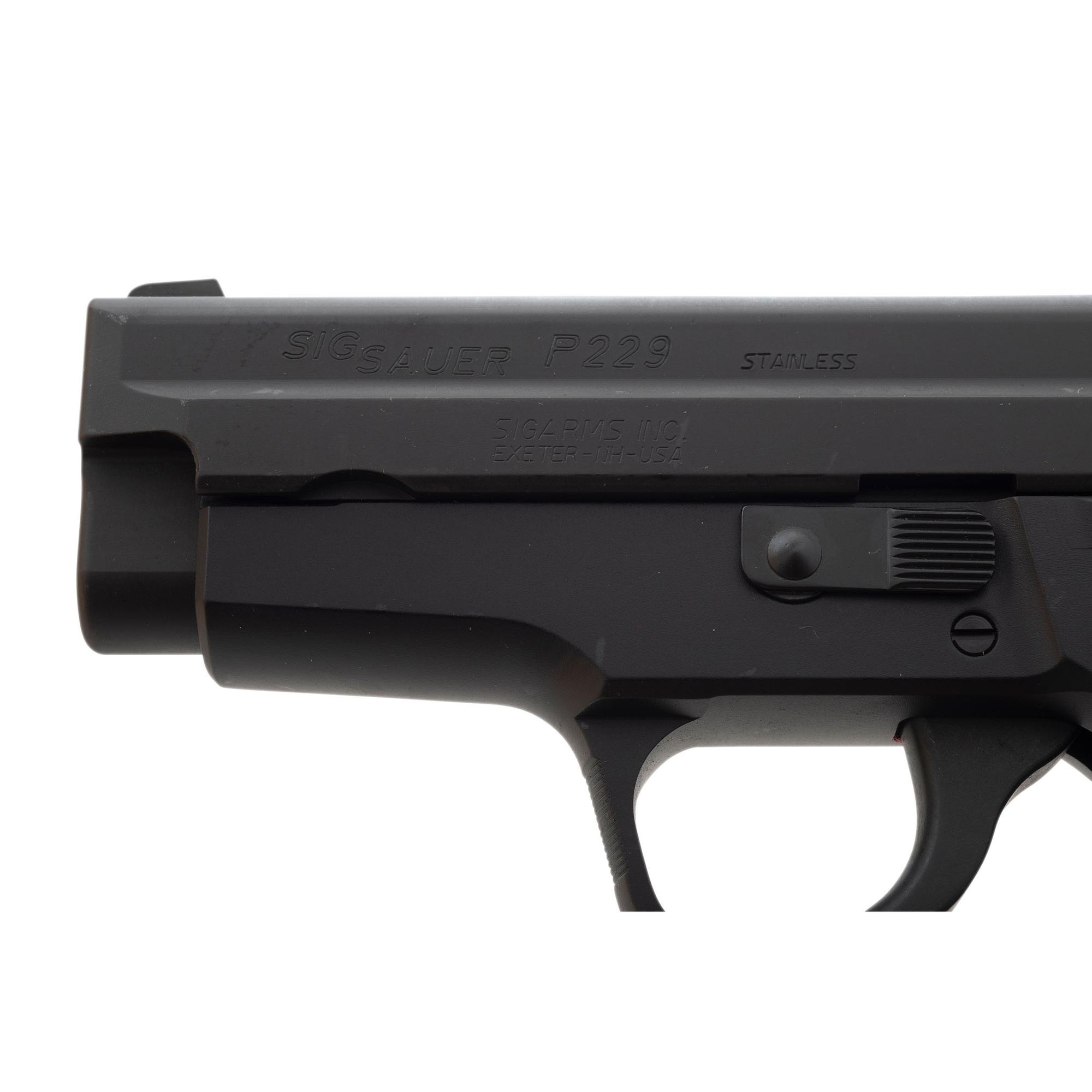 *Sig Sauer P229 in Box with Accessories and .40 and .357 Sig Barrels