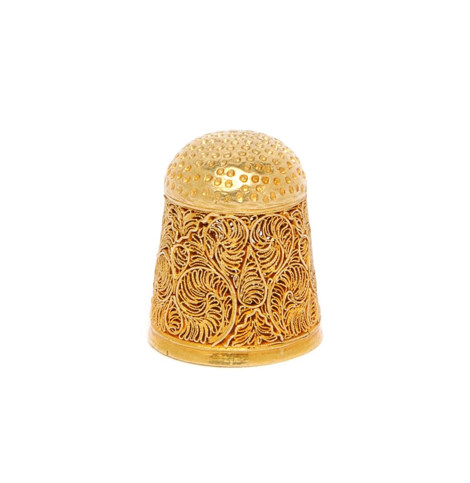 A Georgian Silver-Gilt Filigree Thimble