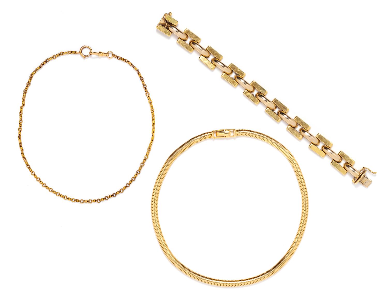 A Collection of 14 Karat Yellow Gold Jewelry,