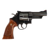 *Smith & Wesson Model 29-2 in Box