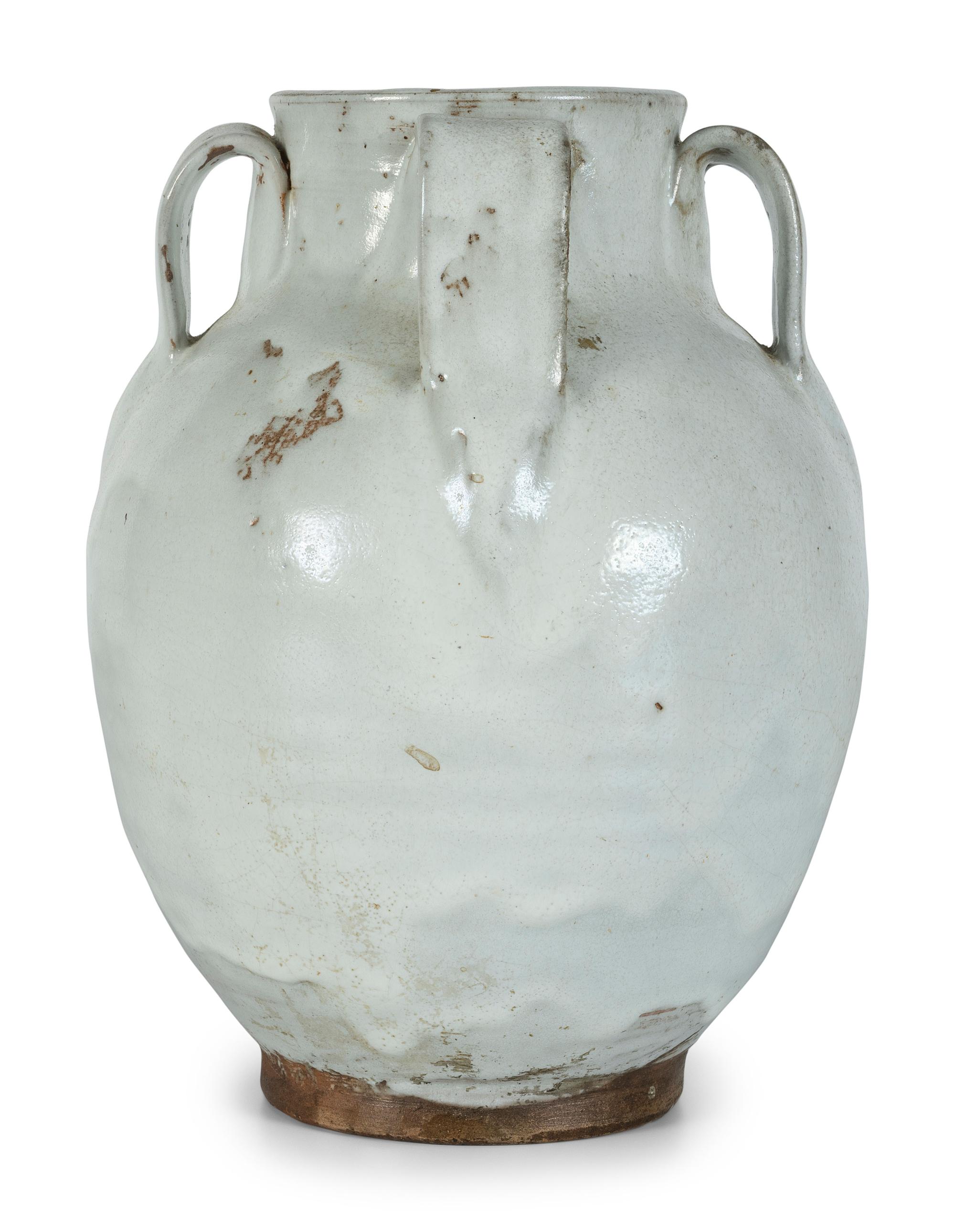 A Jugtown Pottery White Glaze Lily Vase