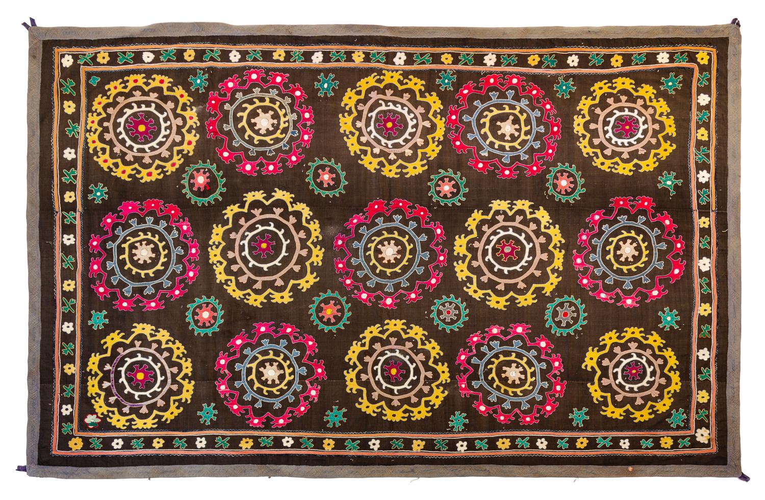 An Uzbek Suzani Panel 8 feet 10 inches x 5 feet 7 inches. — 20TH CENTURY