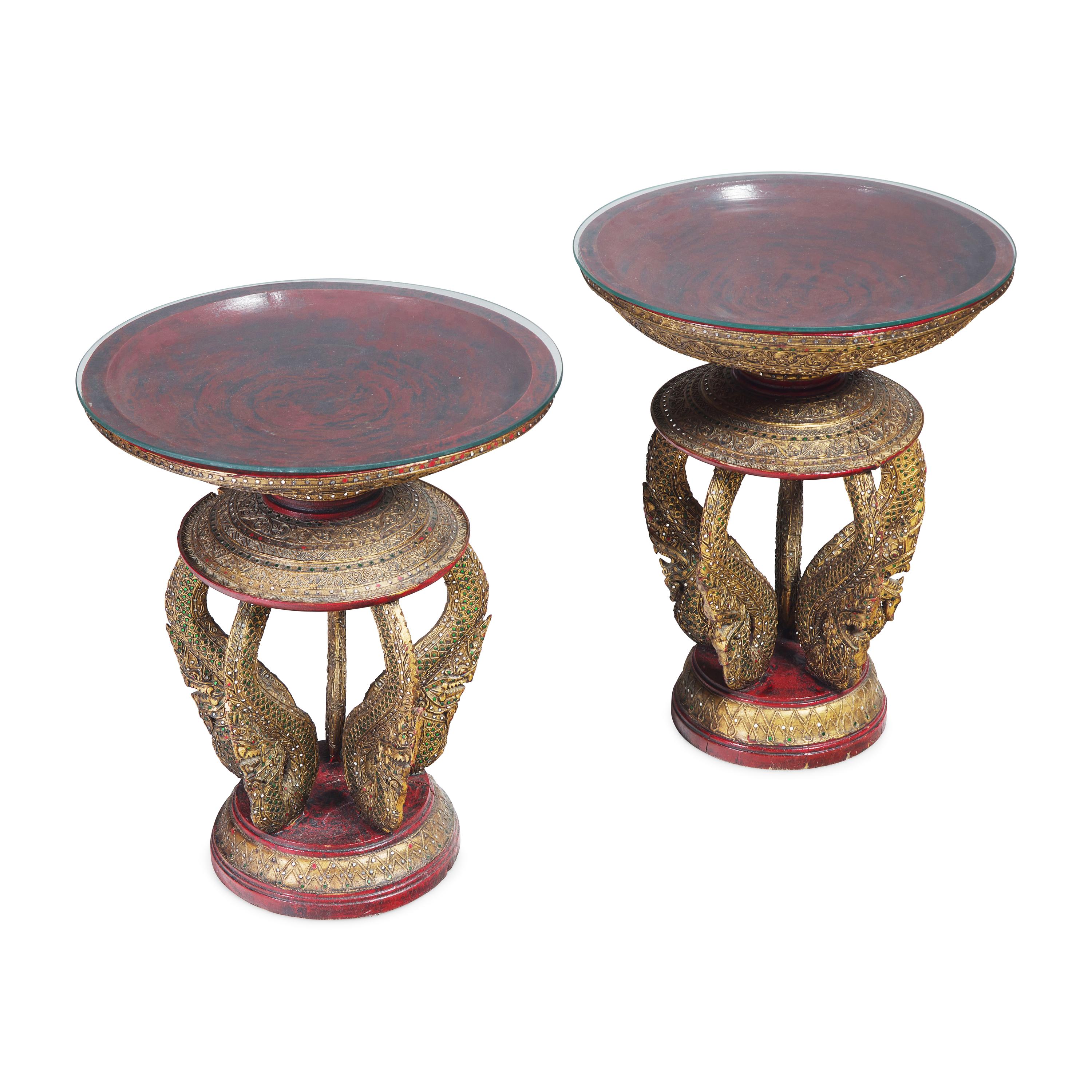 A Pair of Embellished Lacquered and Carved Wood Stands, Probably Burmese, Later 20th Century 二十世紀 或緬甸 漆金嵌百寶圓幾一對