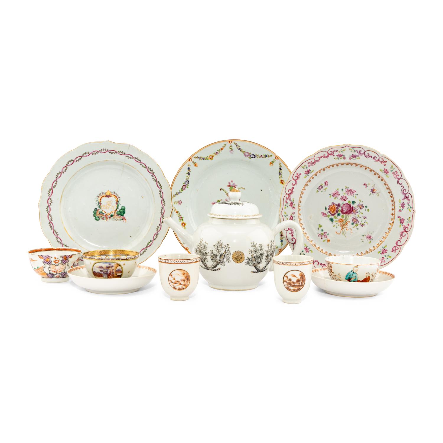Eleven Chinese Export Porcelain Articles