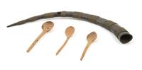 A Group of Utilitarian Articles Length of horn 27 1/4 inches. — 19TH/20TH CENTURY