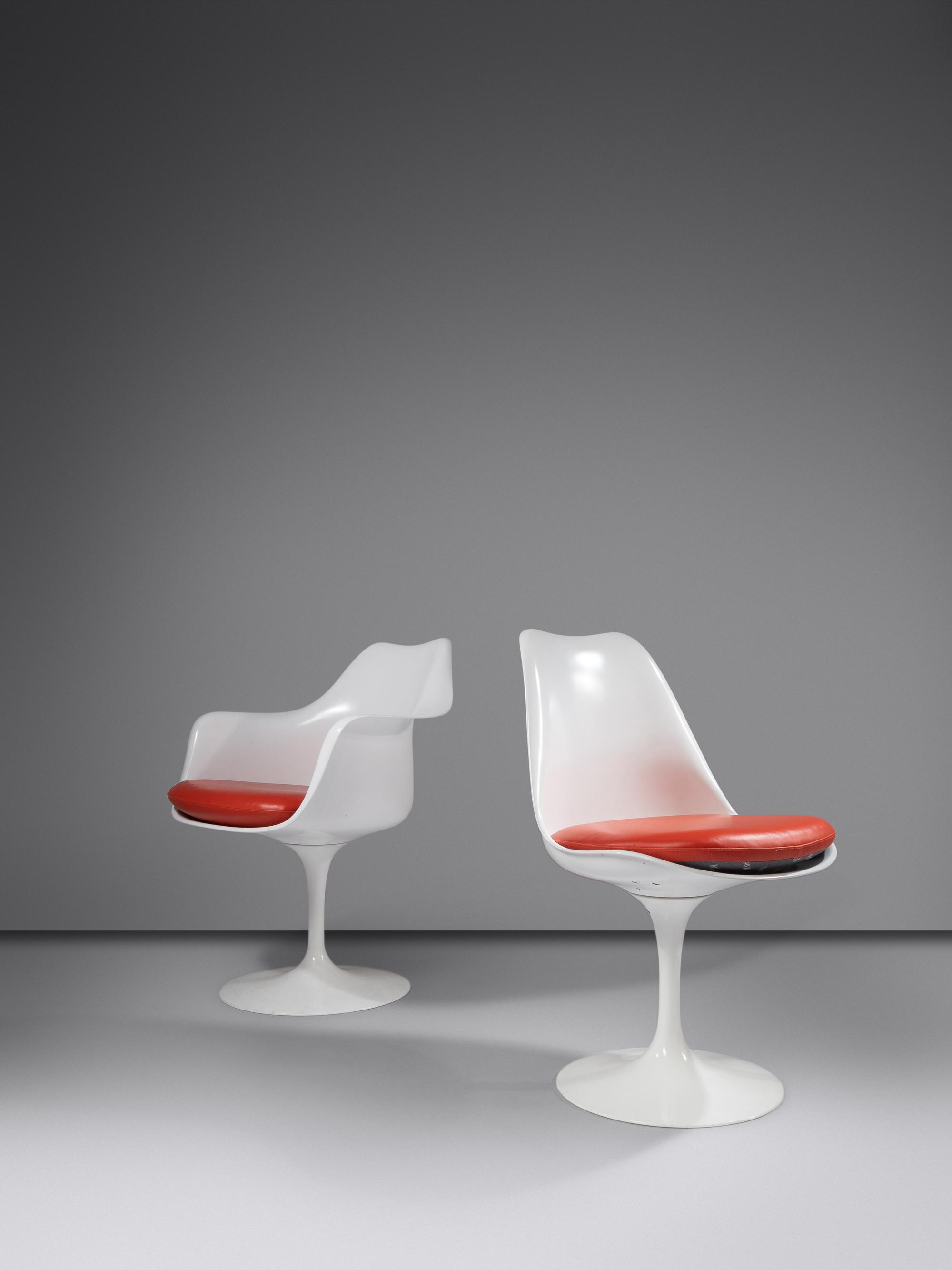 'Tulip' Dining Suite with Four Chairs Knoll Studio, USA