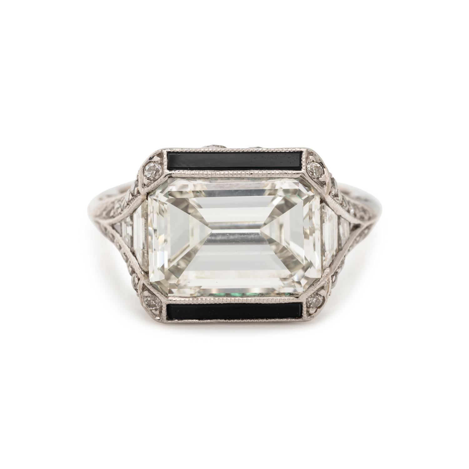 CARTIER, LONDON, ART DECO, PLATINUM AND DIAMOND RING