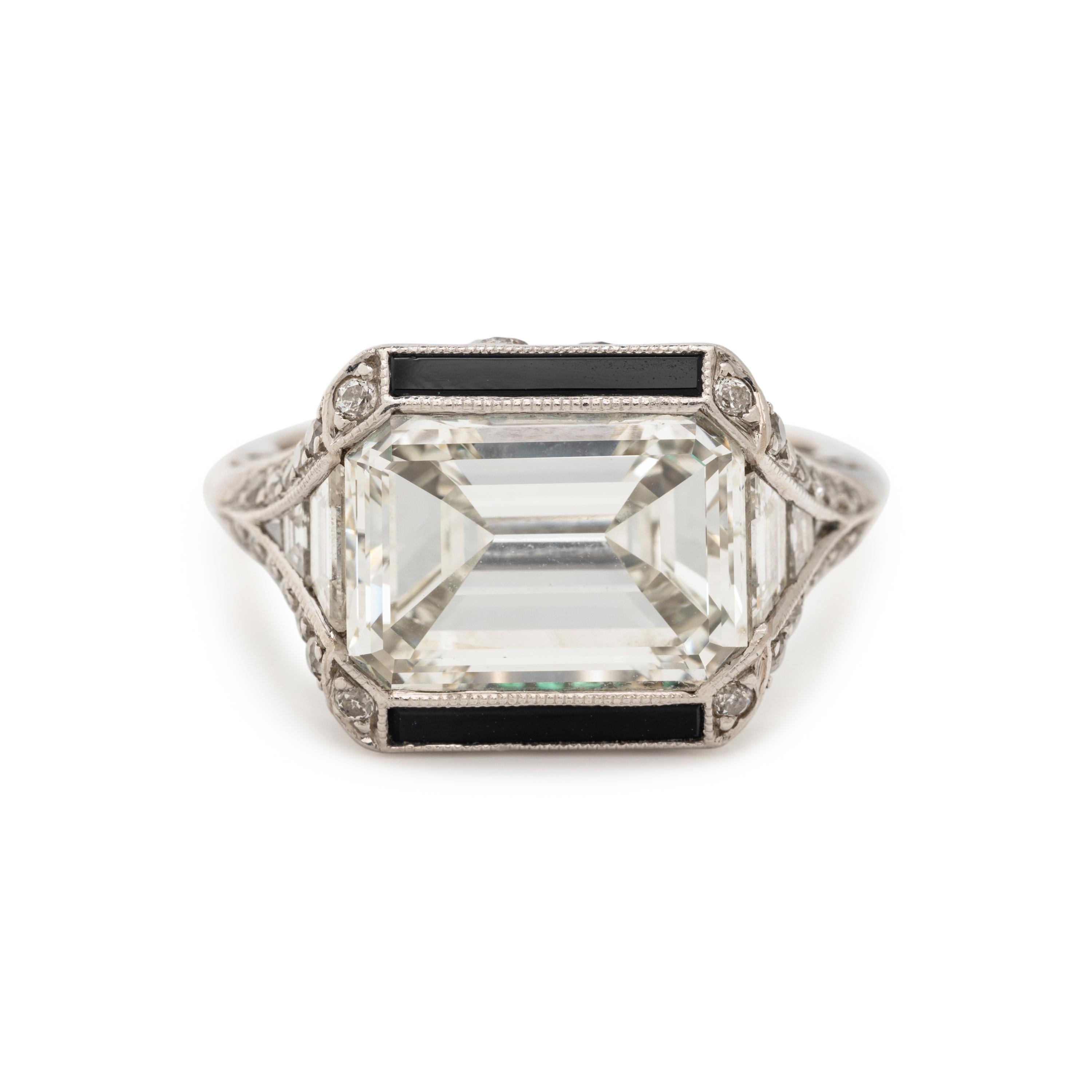 CARTIER, LONDON, ART DECO, PLATINUM AND DIAMOND RING