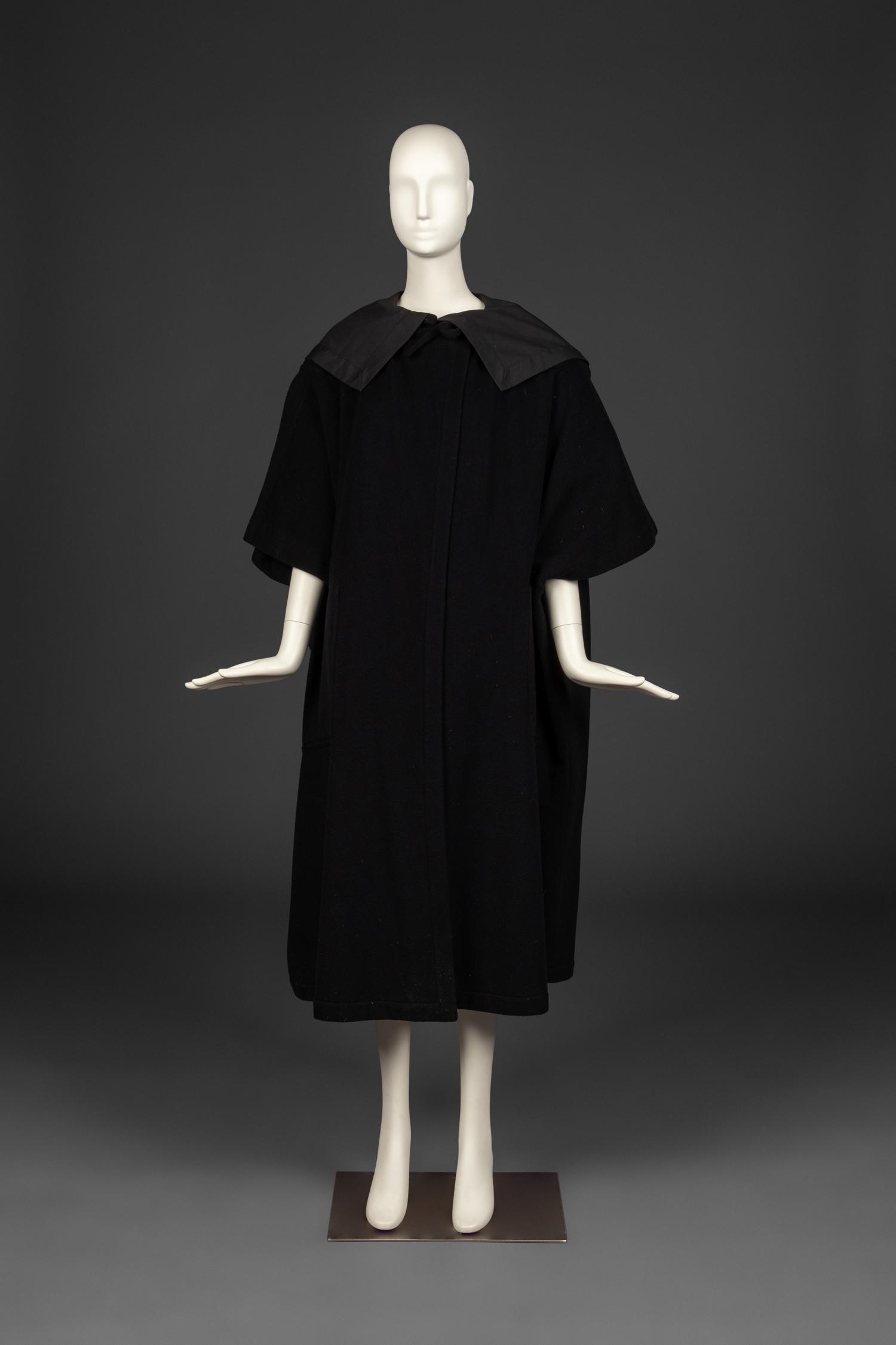 Issey Miyake, Paris Label Hooded Cape Poncho, Late 1970s