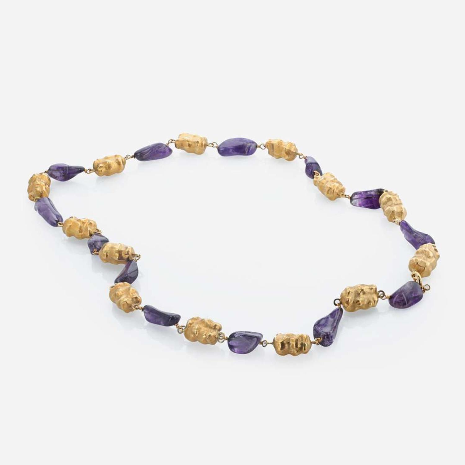 An 18K, yellow gold and amethyst necklace Arezzo in Italy