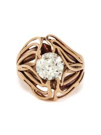 YELLOW GOLD AND DIAMOND RING