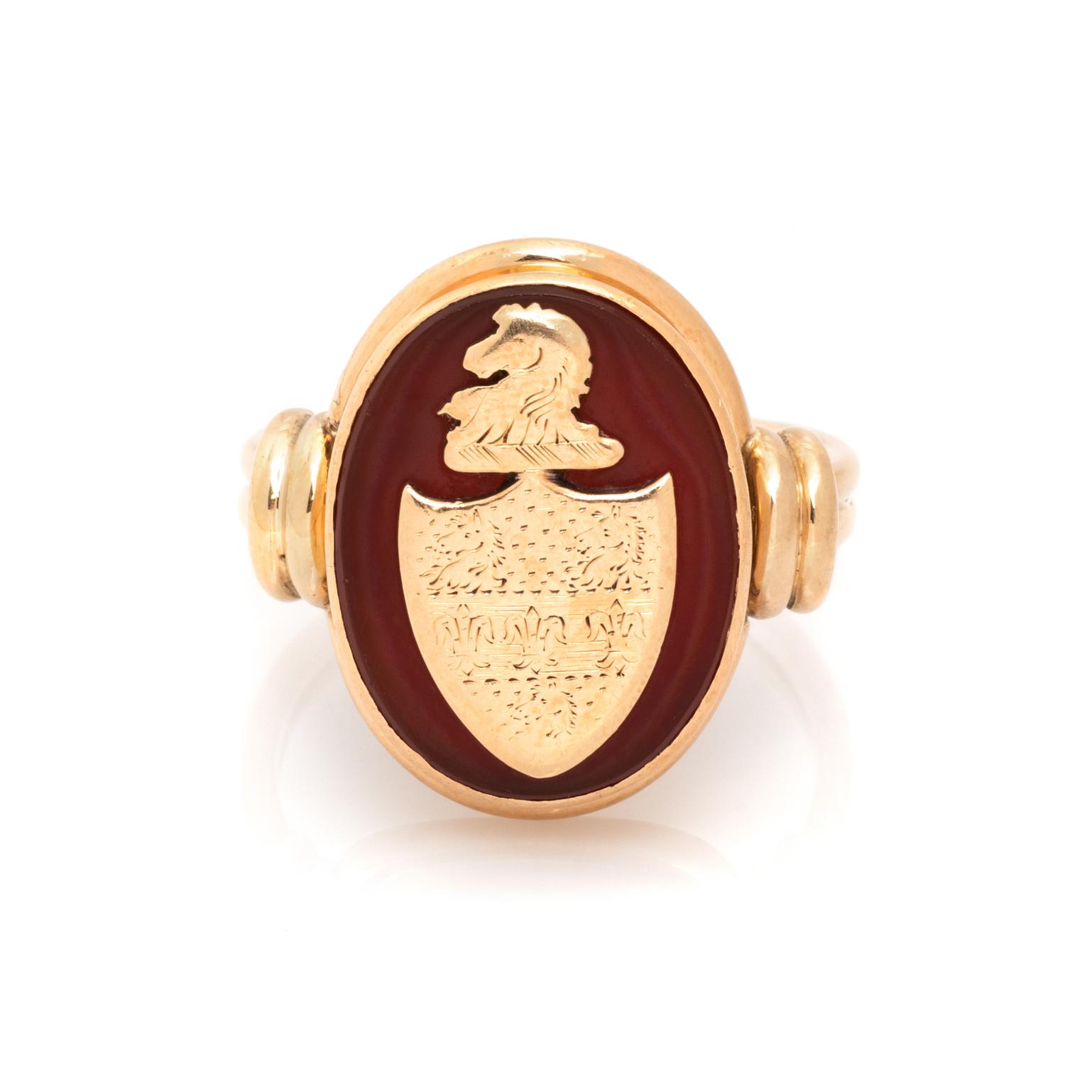 YELLOW GOLD AND HARDSTONE HERALDIC RING