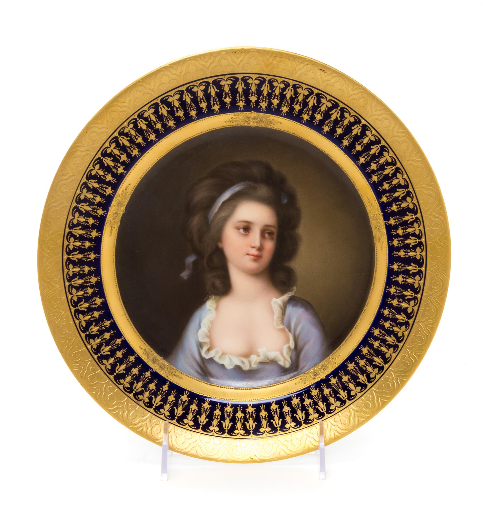 A Vienna Porcelain Cabinet Plate Diameter 9 1/2 inches.