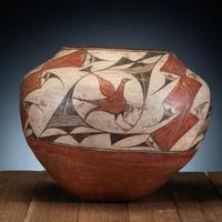 Zia Polychrome Pottery Olla, with Birds