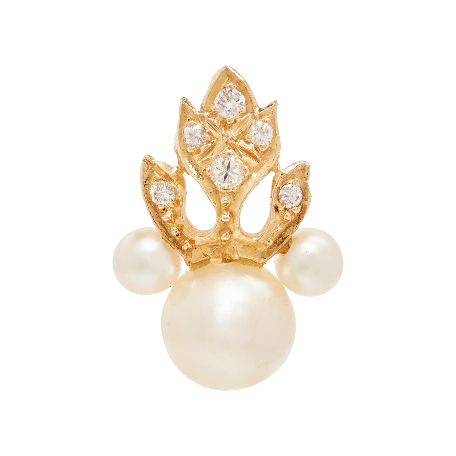 YELLOW GOLD, CULTURED PEARL AND DIAMOND PIN