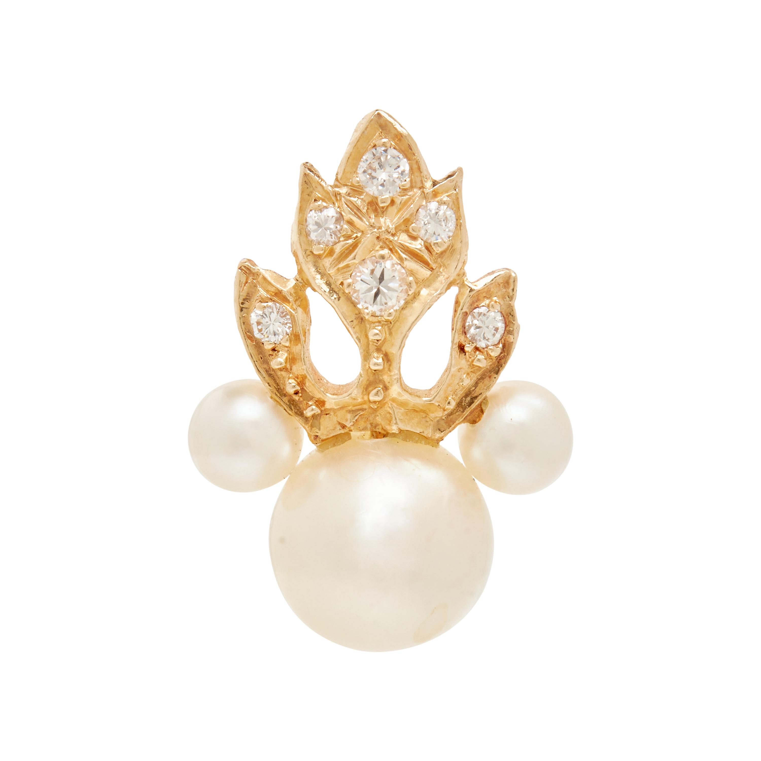 YELLOW GOLD, CULTURED PEARL AND DIAMOND PIN