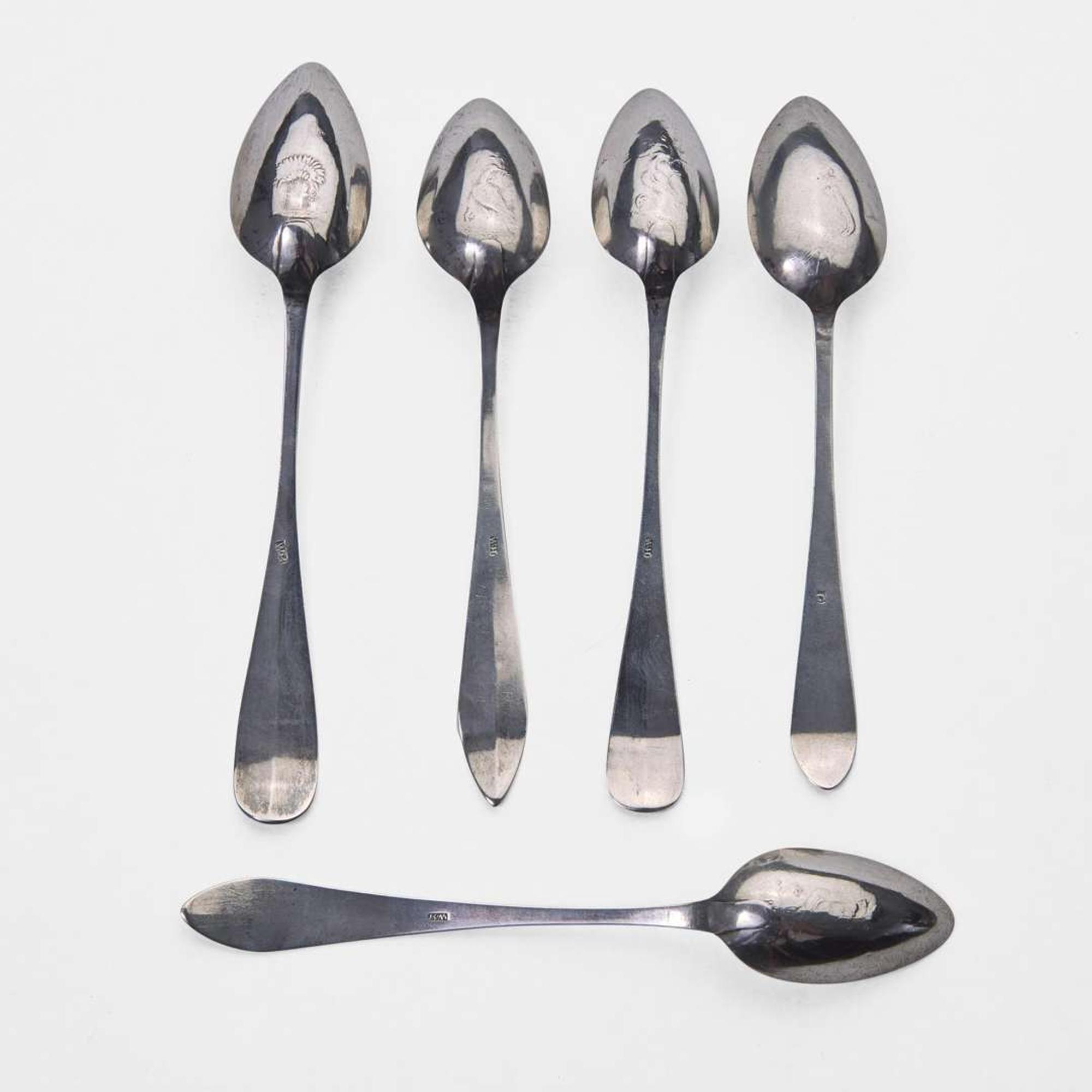 A large collection of twenty-five bird-back and fancy-back teaspoons Various makers, Lancaster, Reading, Philadelphia, PA, and Burlington, NJ, circa 1780-1820