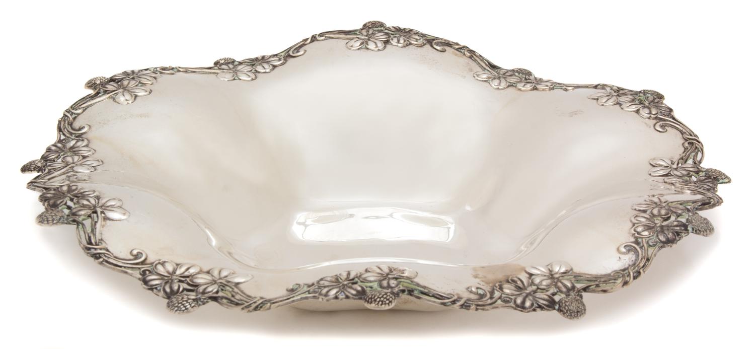 An American Silver Lobed Bowl, Shreve & Co., San Francisco, 20th Century, having floral and berry decorated border