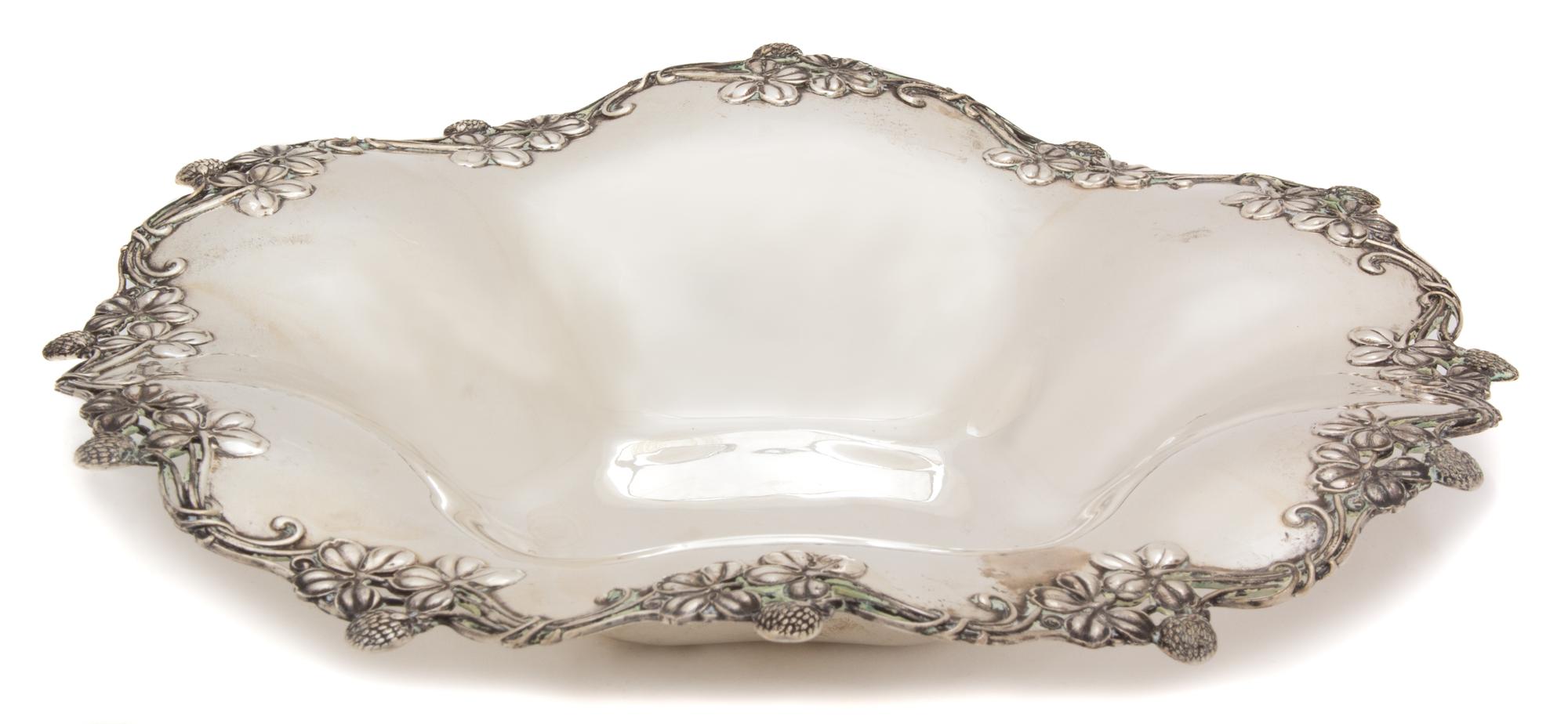 An American Silver Lobed Bowl, Shreve & Co., San Francisco, 20th Century, having floral and berry decorated border