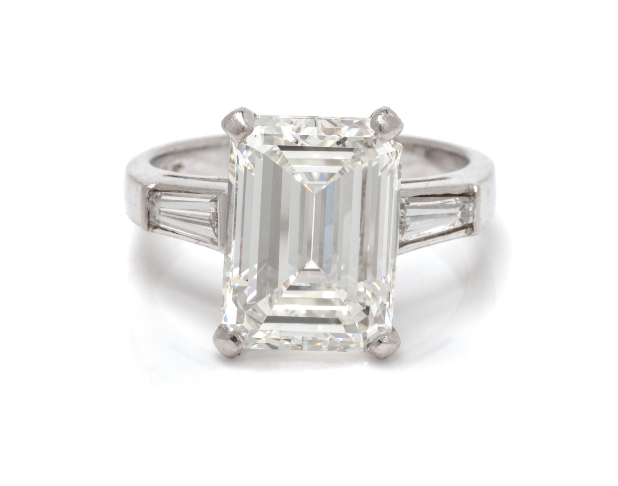 A Platinum and Diamond Ring, 4.50 dwts.