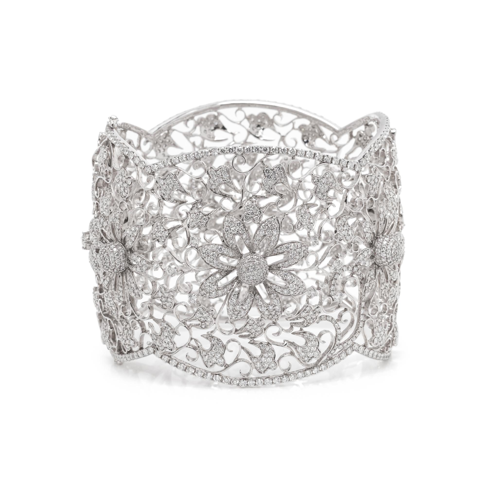 DIAMOND BANGLE BRACELET
