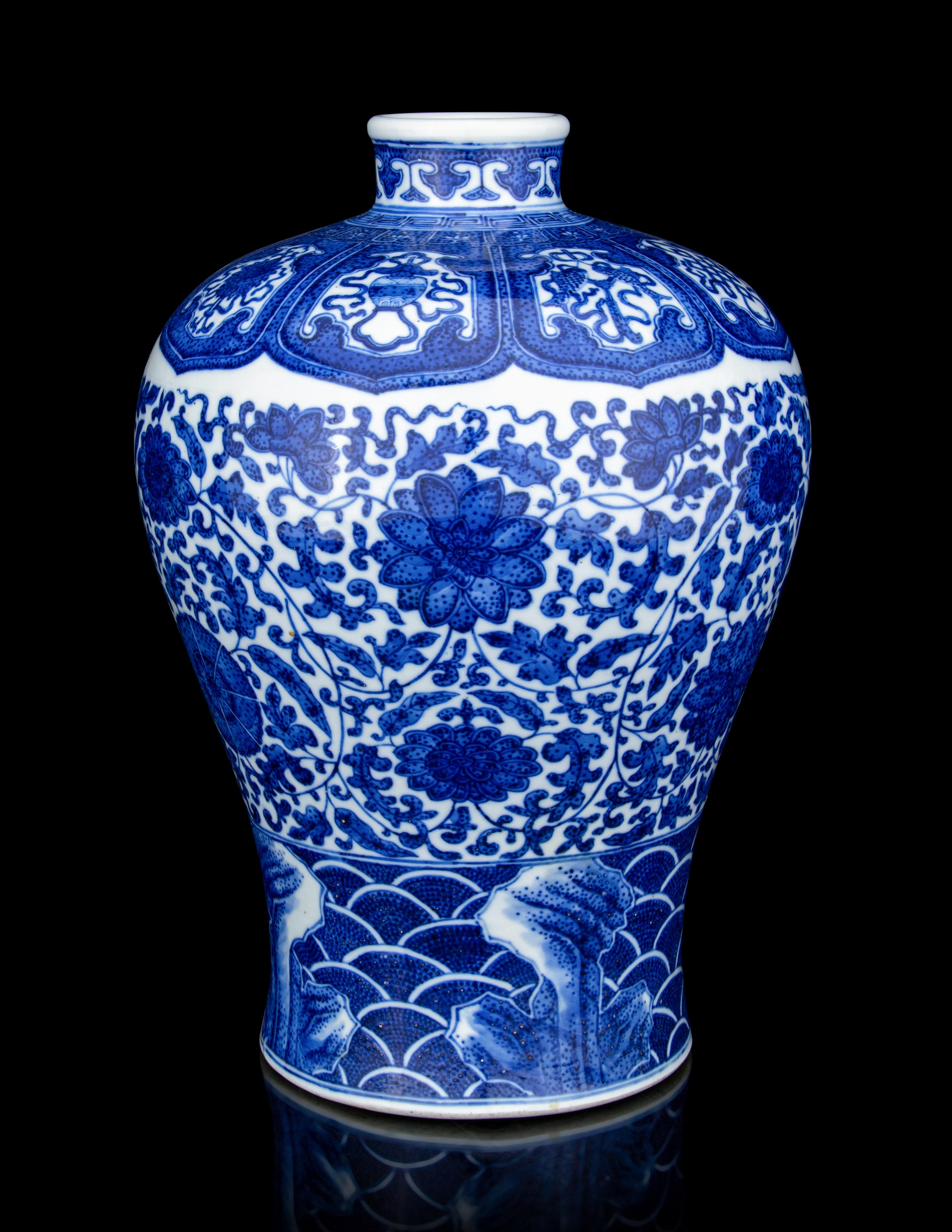 A Blue and White Porcelain Meiping Vase
